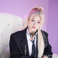 Võ Nguyễn Vũ Nguyên_Robin_Yue ²⁰⁰⁶