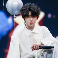 Trần Dịch Hằng 