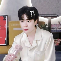 Quang Hồng 