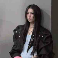 Trần Thảo Linh (cô)