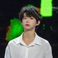 Trần Dịch Hằng_🦊