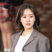 Yoo Je-ni