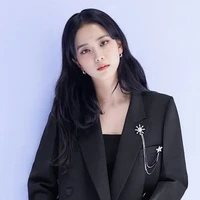 kim jisoo_chị hai nàng