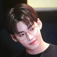Hùng Huỳnh