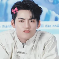 Hùng Huỳnh