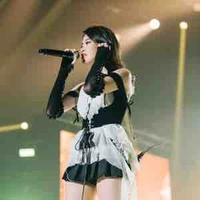 Nguyễn Diệu Huyền - Pháo