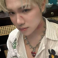 hoàng Đức duy