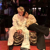 mọi người (trừ ai thì trừ)