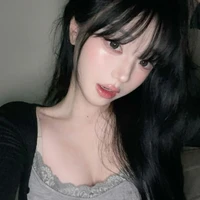 Hạ Tuyết Anh