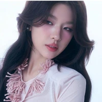 Nguyễn Lê Diễm Hằng [ Lamoon ]