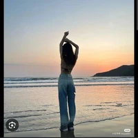 Hồng Anh (chị gái Rhy)