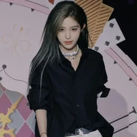 Vương Dịch ( 11-cô)