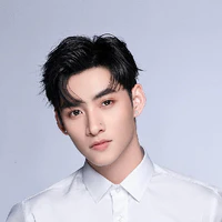 hùng huỳnh
