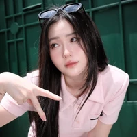 Trần Phan Hoàng Yến [nàng]