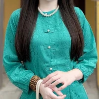 Bà Linh < bà Tư >