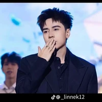 Lê Quang Hùng Quang Hồng