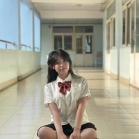 Nhi