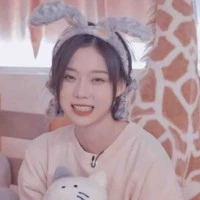 Kim Minjeong( Winter)