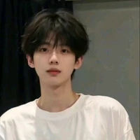 Minh Dương. Anh trai Trang