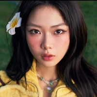 Nguyễn Lê Ngọc Ánh Sáng/Aza.