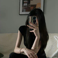 Tần Suyễn Tư//Chủ hội Lampơ//
