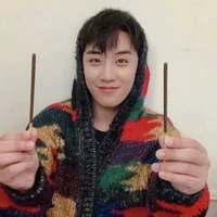 Lee Seung Hyun - em