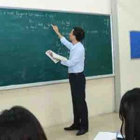 Thầy giáo lớp 10A