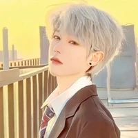 Vương Nhất Bác 