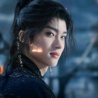 Ly Luân (lúc nhỏ)