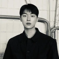 Choi Huyn Wook"Cậu ta/Hắn"