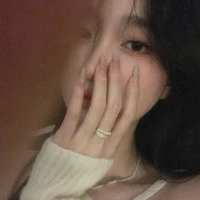 Khương Bùi Hồng Tuyết