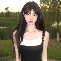 Hoàng Ngọc Hân(em gái Duy)