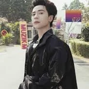 quang hùng