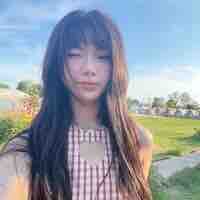 Nguyễn Lê Ngọc Ánh Sáng 