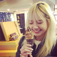 Lalisa Manobal - [ Em - 16 tuổi ]