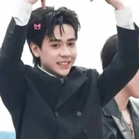 phone"nhân cách 2"