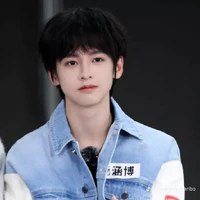 Dương Hàm Bác