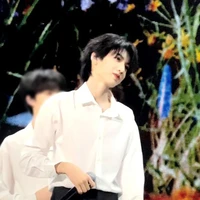 trương quế nguyên / anh/