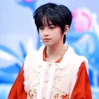 Dương Hàm Bác_em