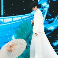 Vương Lỗ Kiệt ( k)