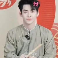 huỳnh hùng
