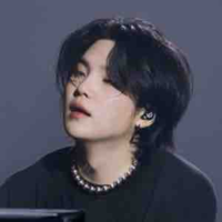 Min Yoongi – Suga