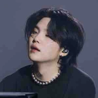 Min Yoongi – Suga