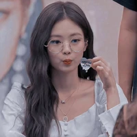 Kim Jennie ( Em )