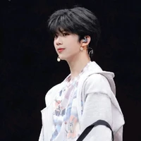 Trương Hàm Thụy_ cậu