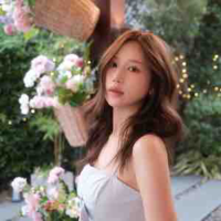 Jane Ramida -J-