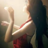 Còn Hầu-Hân Uyên