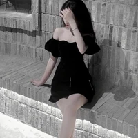 Hàn Linh Châu(mẹ chị họ)