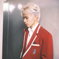 Thế Vĩ - Cậu.
