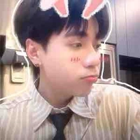 Lê Quang Hùng | Phone